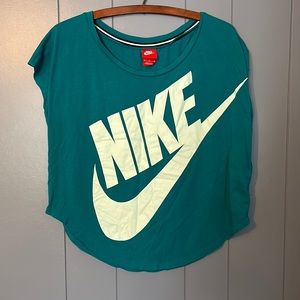 Nike Top